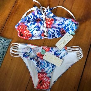 L Space NWT bathing suit 👙 Reversible Sz S